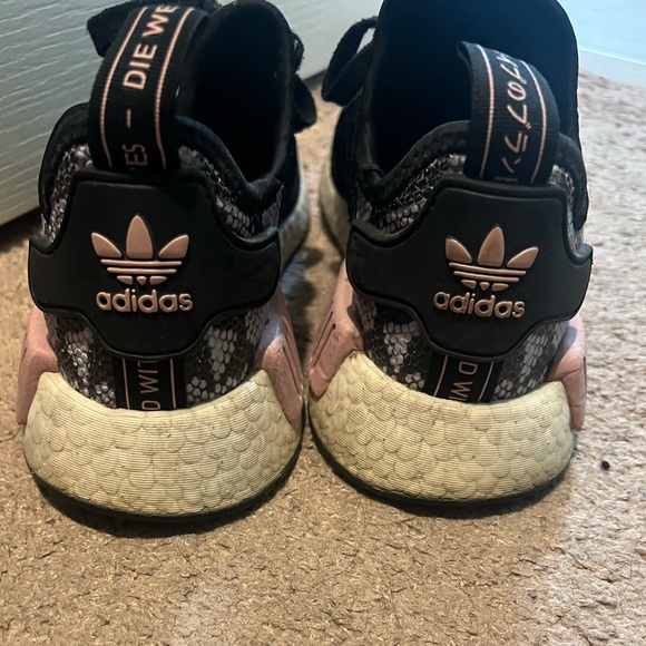 Adidas NMD R1 - Picture 4 of 4